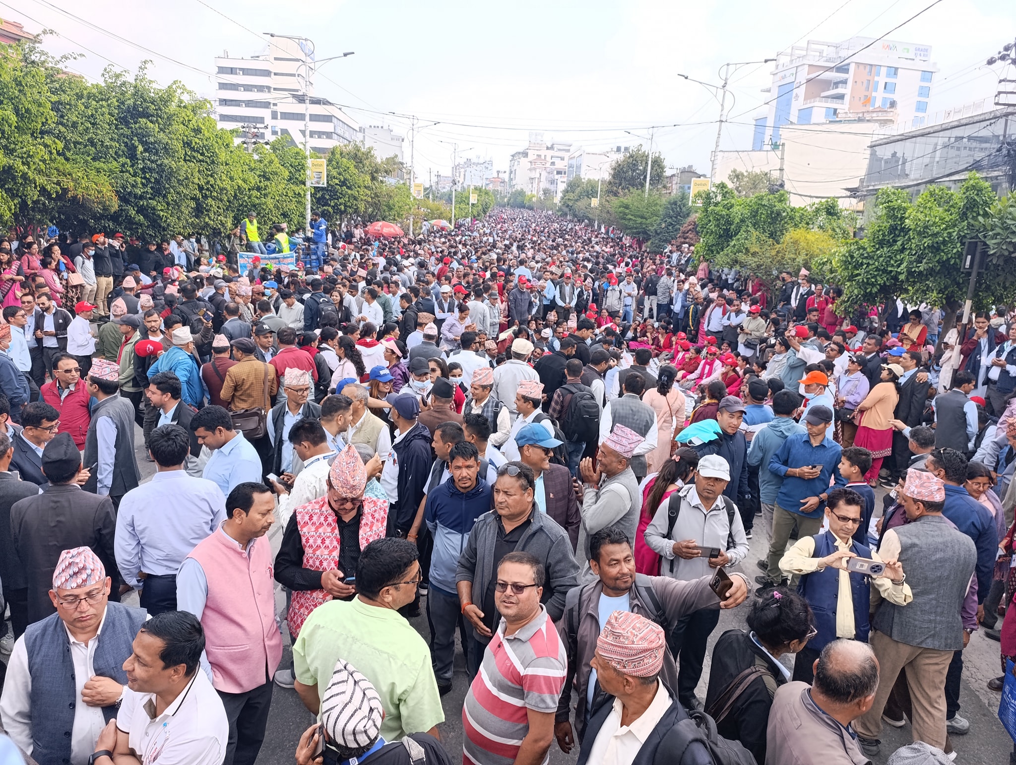 सरकारसँग सहमतिपछि आजबाट शिक्षकको आन्दोलन फिर्ता