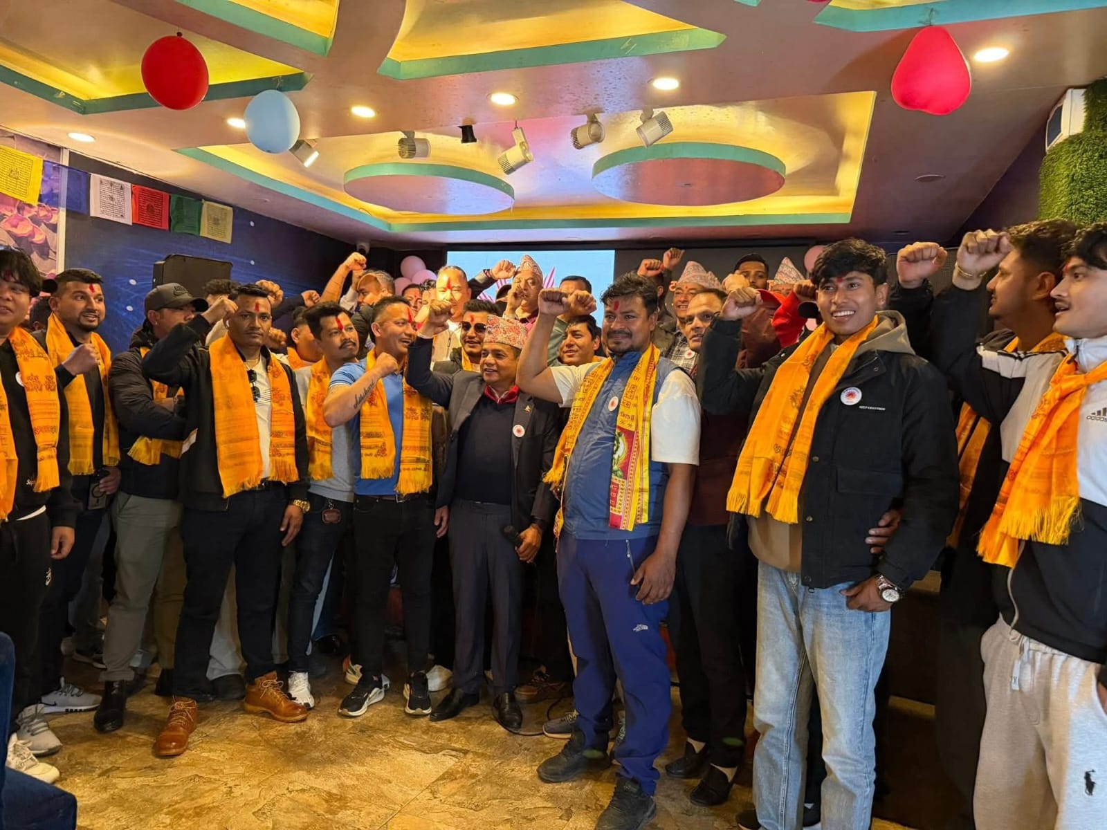 नुवाकोट–१ मा एमाले लहर: १,६२७ जना विभिन्न दल परित्याग गरी एमालेमा प्रवेश