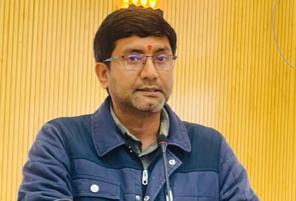 ‘विकास’ र ‘व्यवस्थापन’का नाममा राज्यले नै गरिबको बास खोस्यो : शिवाकोटी
