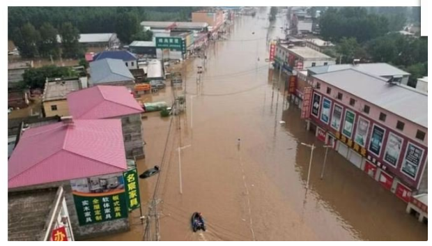 चीनमा भारी वर्षाका कारण नौ हजार भन्दा बढी बिस्थापित, विद्यालयहरू बन्द