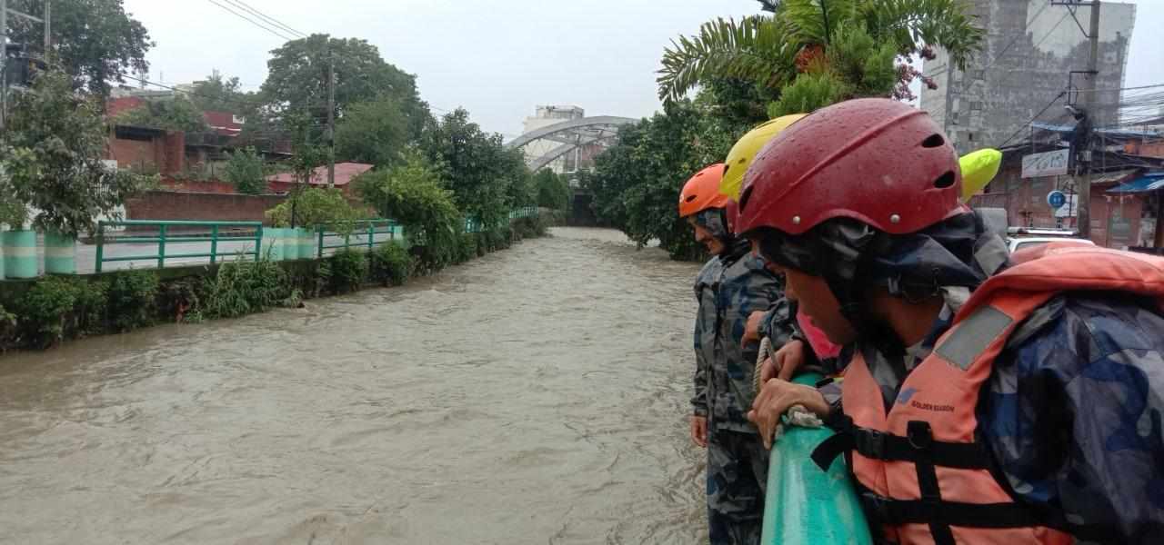 काठमाडौं उपत्यकाभित्रका नदी तटीय क्षेत्रमा जोखिम, पार्किङ गर्न निषेध