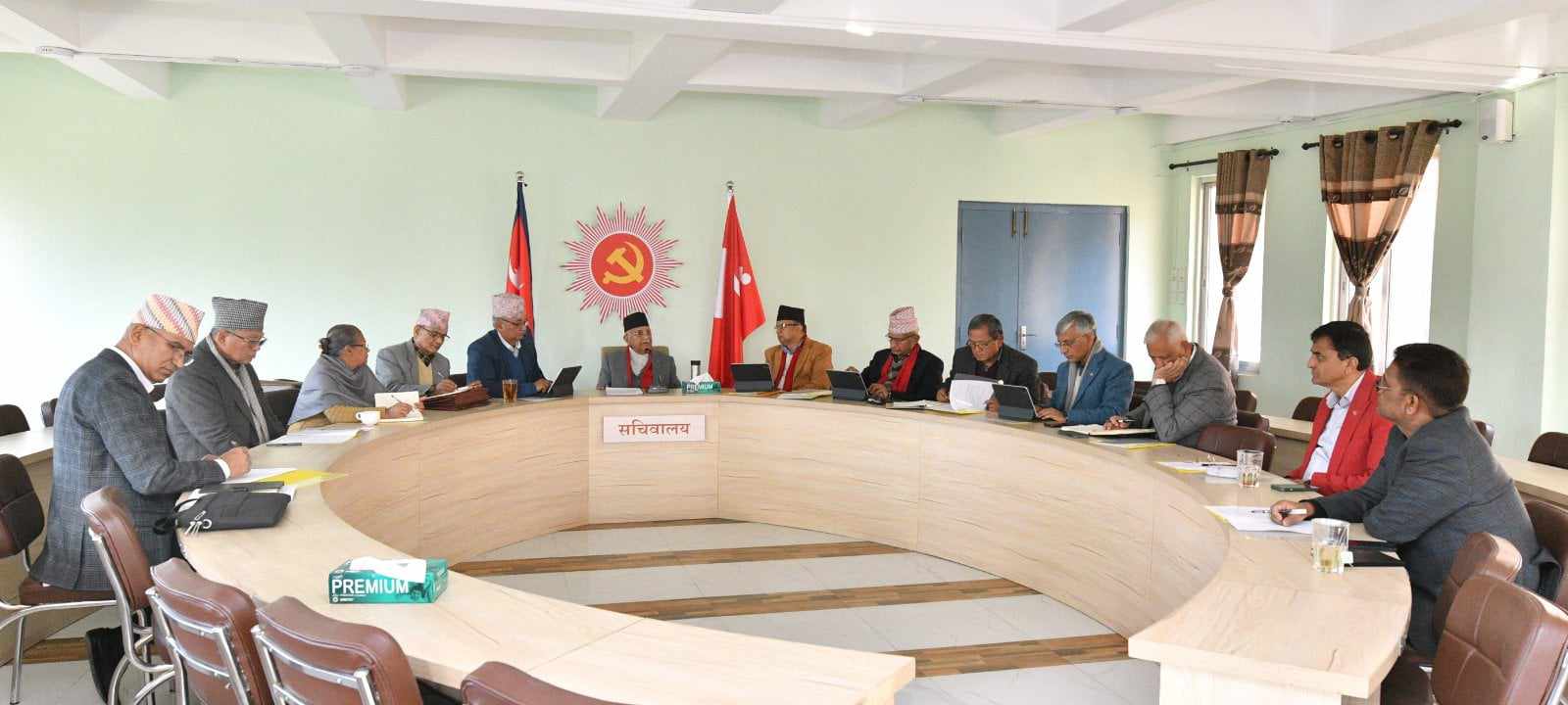 एमाले सचिवालय बैठक जारी