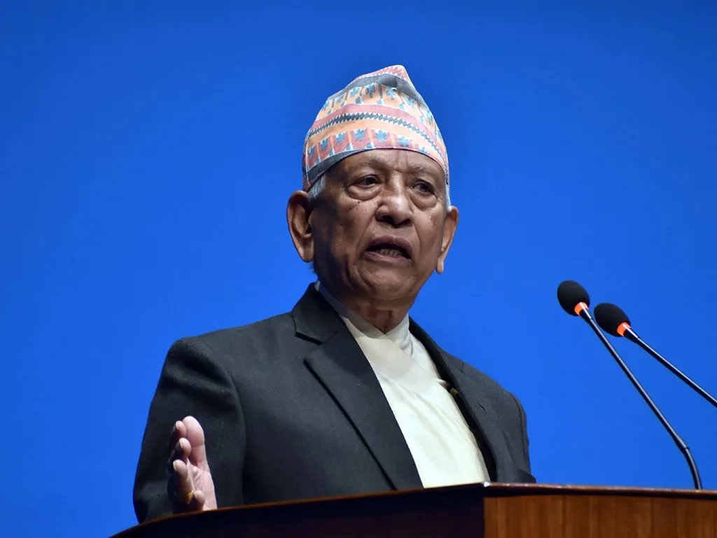 कुलमान घिसिङलाई कारबाही गर्नुहुँदैन: सांसद केसी