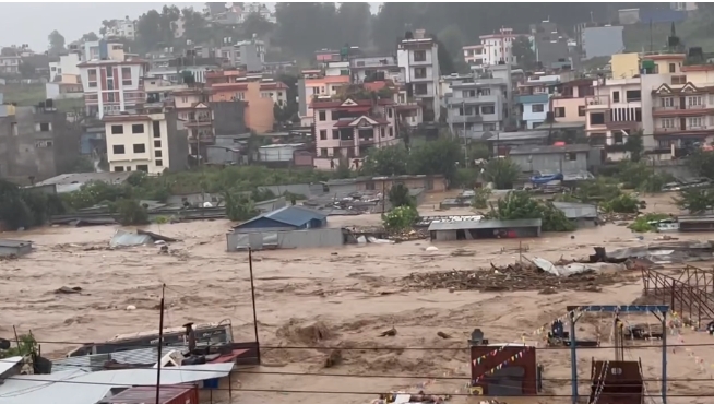 काठमाडौंको बल्खु खोलामा एकजनाको शव भेटियो, नख्खुमा फसेकाको उद्धार