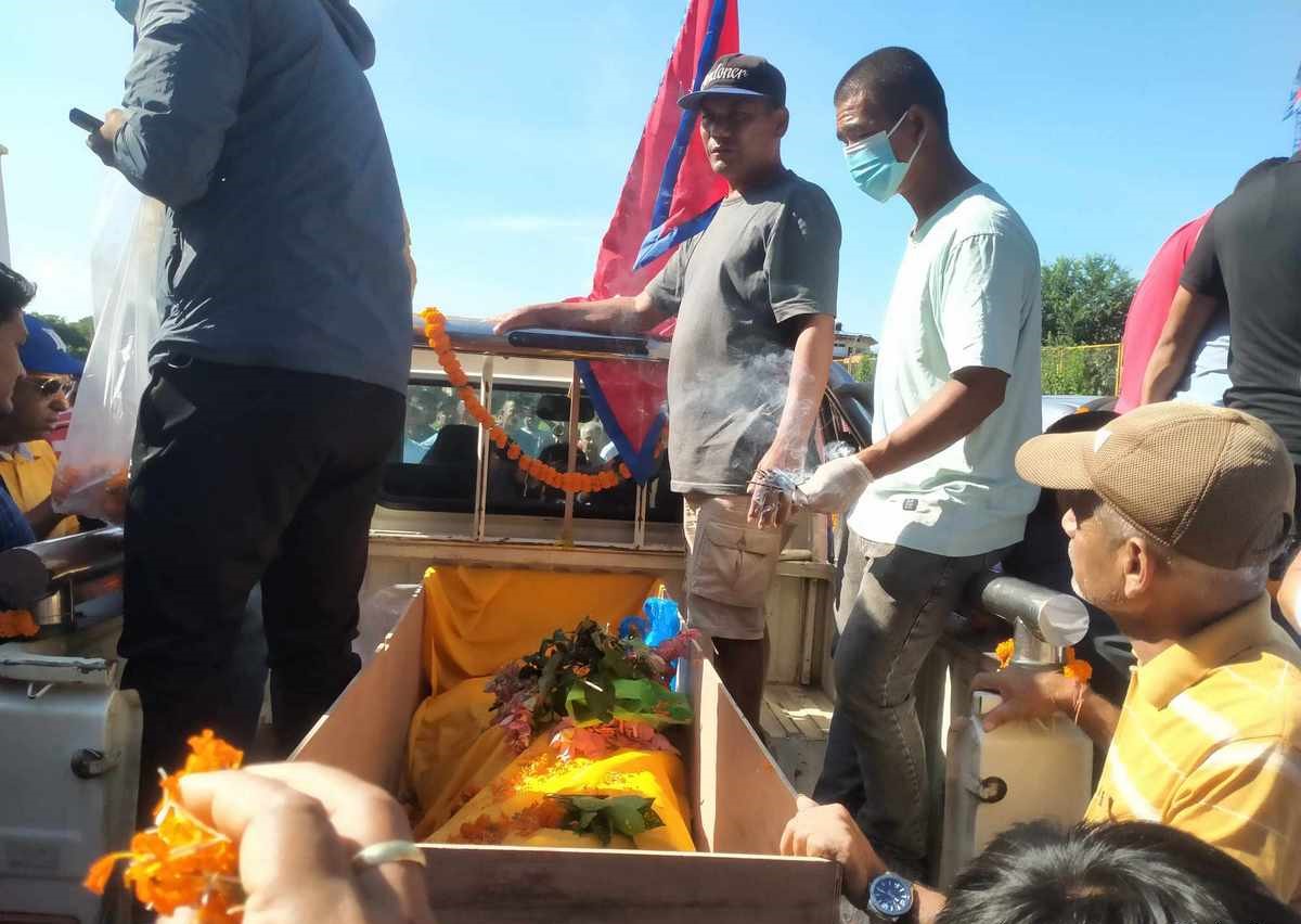 एन्फा एकेडेमीका तीन विद्यार्थीको शव हेटौँडा ल्याइयो