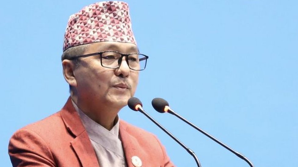 सरकारले मानव अधिकार आयोगको प्रतिवेदन तत्काल कार्यान्वयनमा लैजानुपर्दछ : राजेन्द्र लिङ्देन