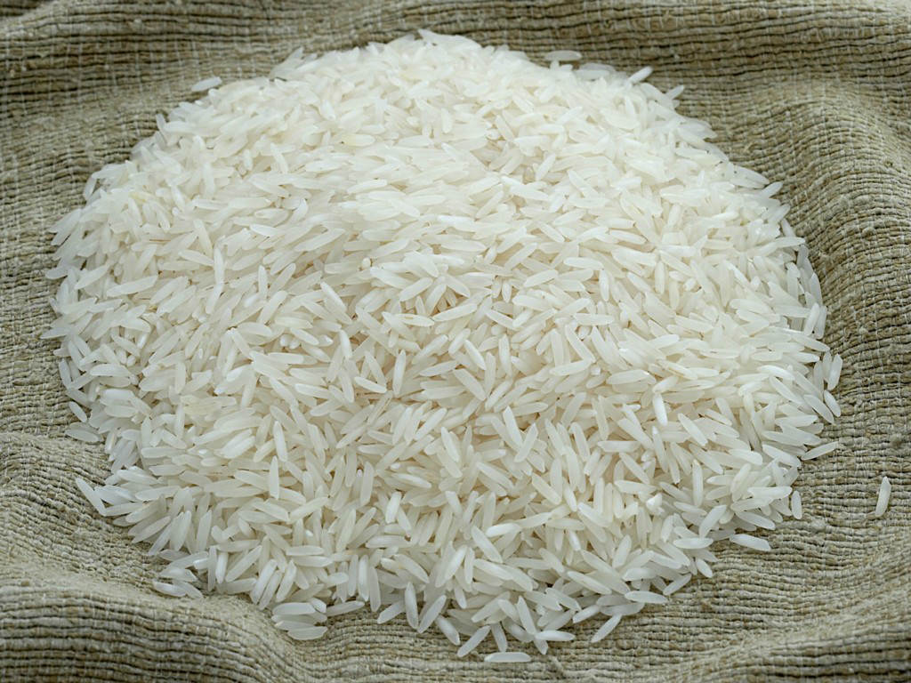 भारतबाट ल्याउन लागिएको ८५ हजार किलो गुणस्तरहीन चामल नाकाबाटै फिर्ता