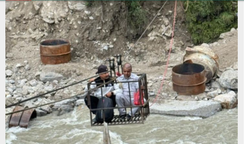 तुइन र फड्केले जोडियो तातोपानी नाका