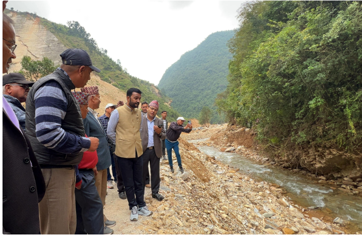 काभ्रेमा बाढीले क्षति गरेका खानेपानी संरचना निर्माणको काम फास्ट ट्र्याकमा गछौँ : मन्त्री यादव