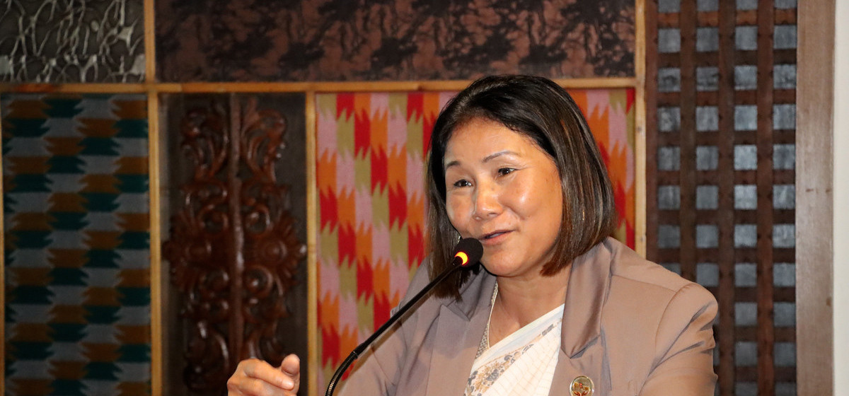 तनहुँमा दुई बस ठोक्किए : एक जनाको मृत्यु, ३० घाइते