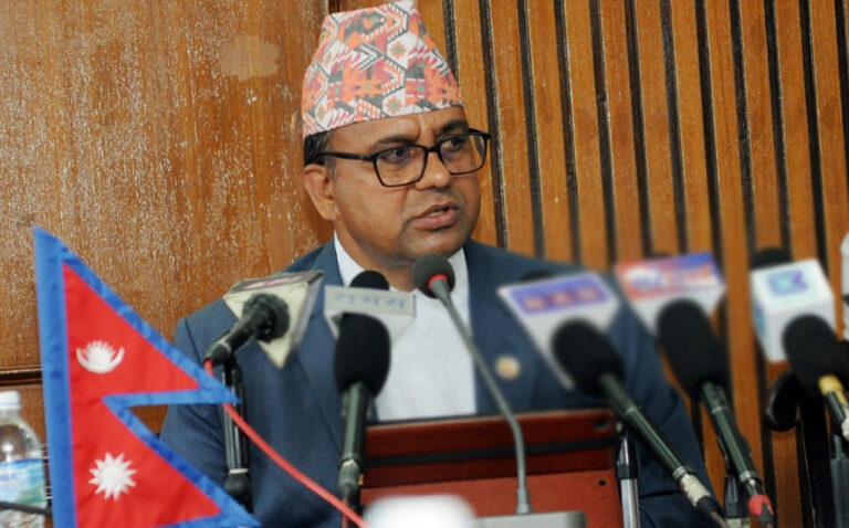 पर्यटनमन्त्री पाण्डेमाथि करोडौं घुस लिएको आरोप