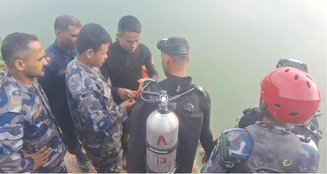 कारसहित पोखरीमा बेपत्ता दुई जनाको शव फेला