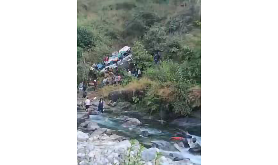 उत्तराखण्ड बस दुर्घटनामा मृत्यु हुनेको संख्या ३६ पुग्यो