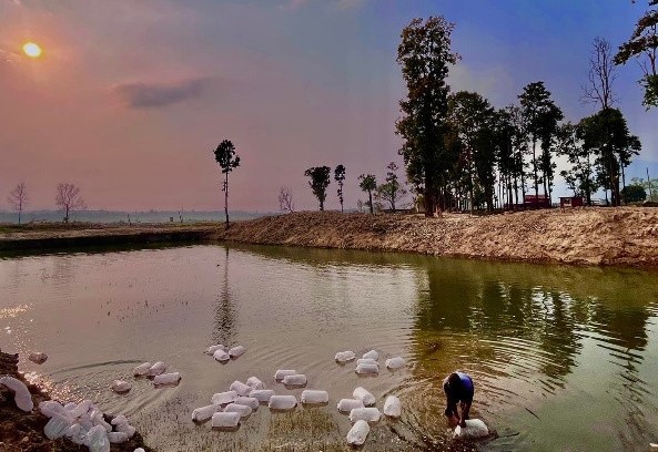 माछा पोखरीको १३ बिघा १३ कठ्ठा जग्गामा सात जनाको रजाईं