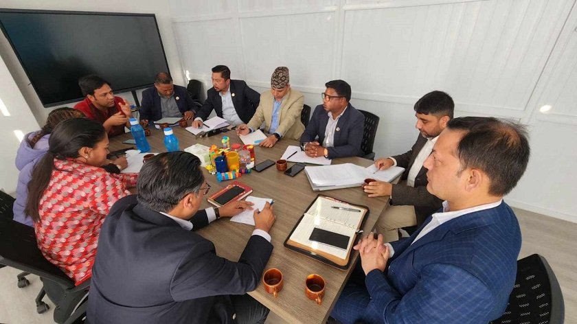 रास्वपाले बोलायो केन्द्रीय समितिको विशेष बैठक