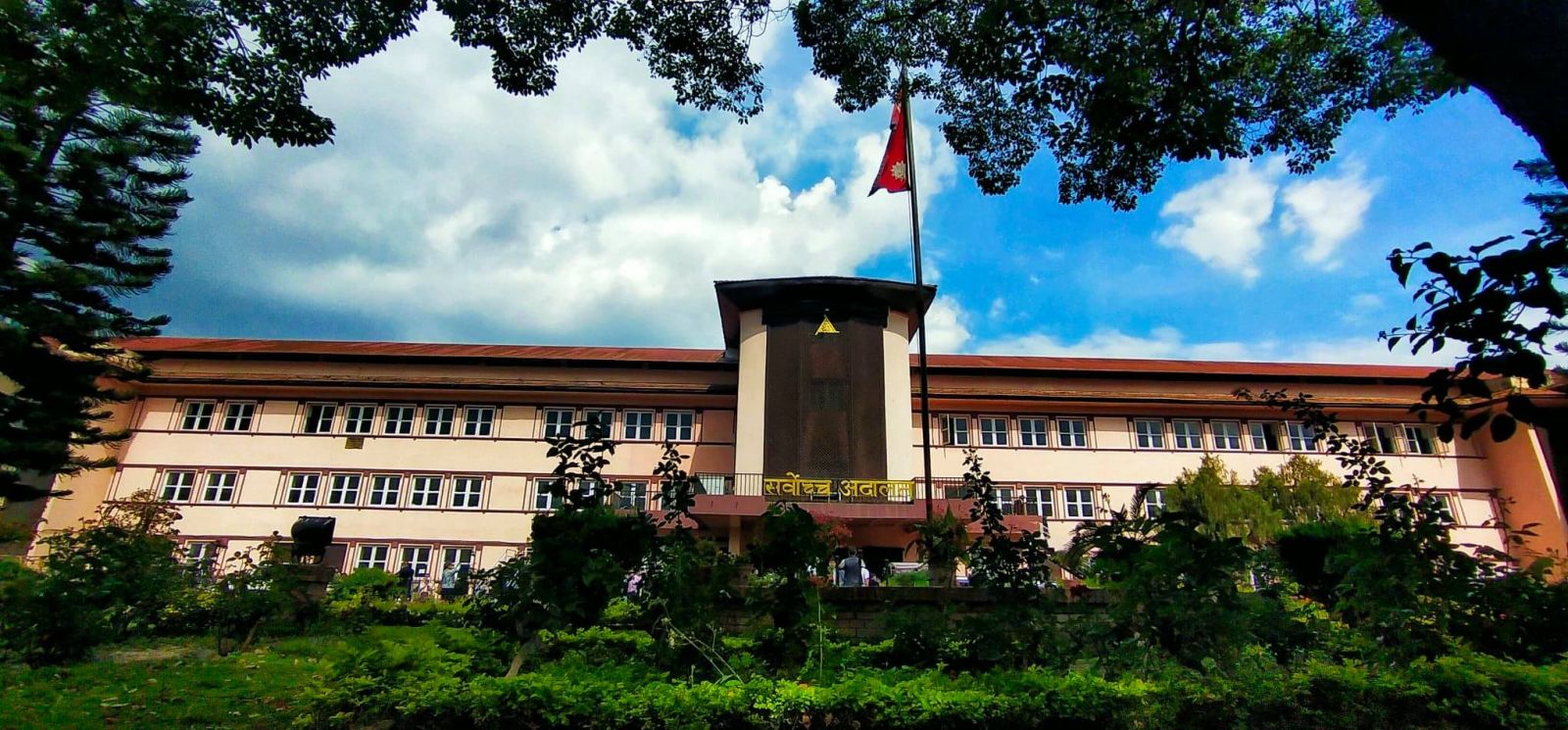 कांग्रेसकाे नेतृत्व विवादसम्बन्धी मुद्दामा सुनुवाइ हुँदै