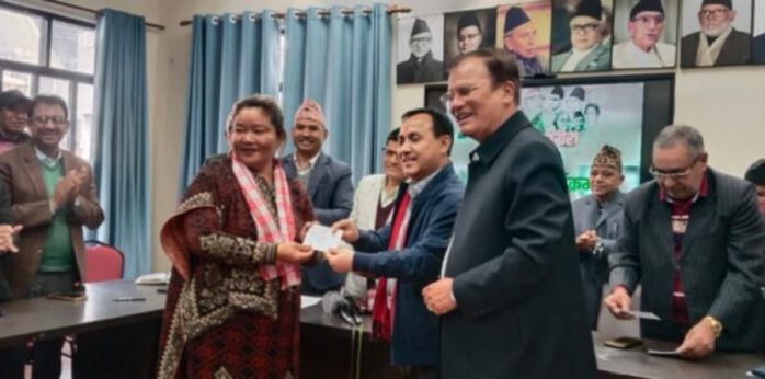 एक हप्ताभित्र कांग्रेस बहुमत ल्याउने तहमा पुग्छ : विश्वप्रकाश शर्मा