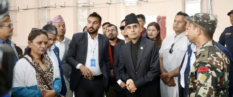 सञ्चारमन्त्रीद्वारा सुरक्षण मुद्रण केन्द्रको निरीक्षण