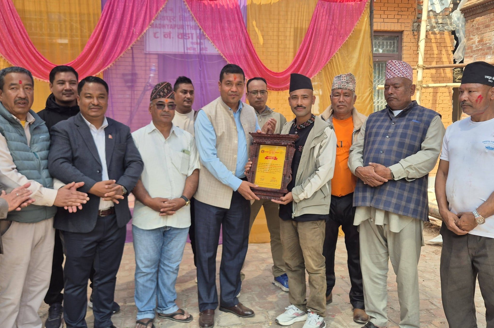 जिब्रो छेड्ने सुजनलाई बागमती प्रदेश सरकारले दियो २ लाख नगद