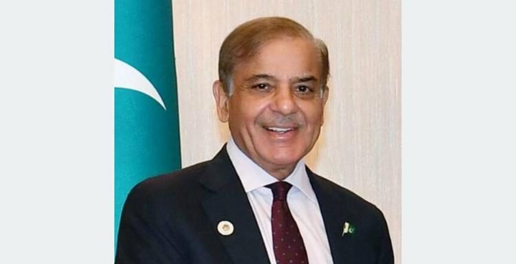 साउदी भ्रमणमा सरिफ, कूटनीति र आर्थिक सहायतामा जोड