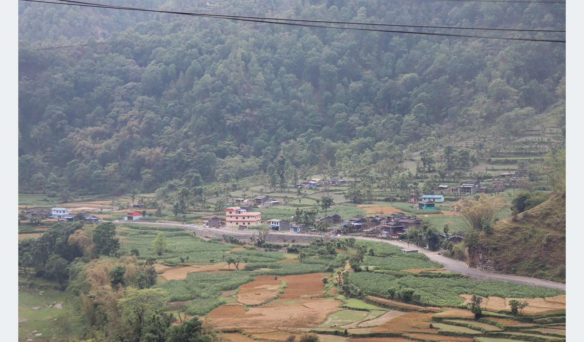 मार्ग खुलेको १५ वर्षपछि छिसवाङमा सडक स्तरोन्नति