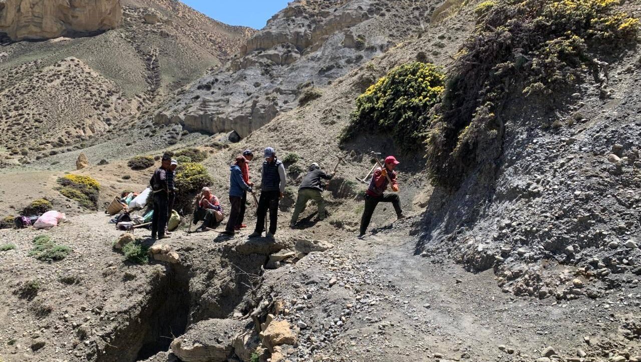 छुसाङ–पाताङ्ग्या पदमार्ग स्तरोन्नति गरिँदै