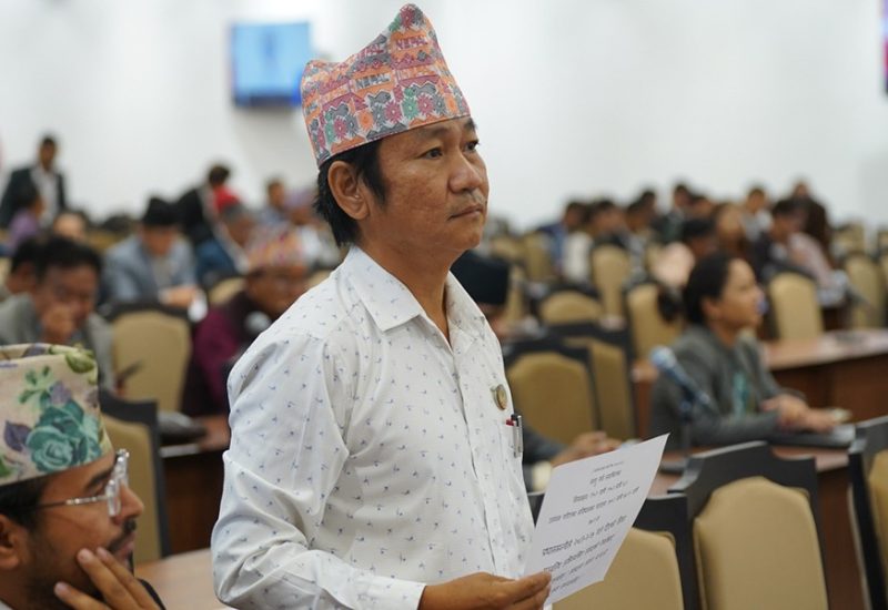 सीमामा तारजाली लाउन १ खर्ब बजेट छुट्याउँ : हर्क साम्पाङ