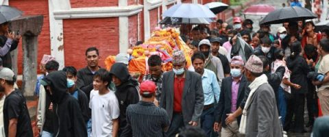 पशुपति आर्यघाटमा गणेश नेपालीको अन्त्येष्टि