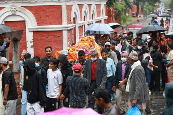 पशुपति आर्यघाटमा गणेश नेपालीको अन्त्येष्टि