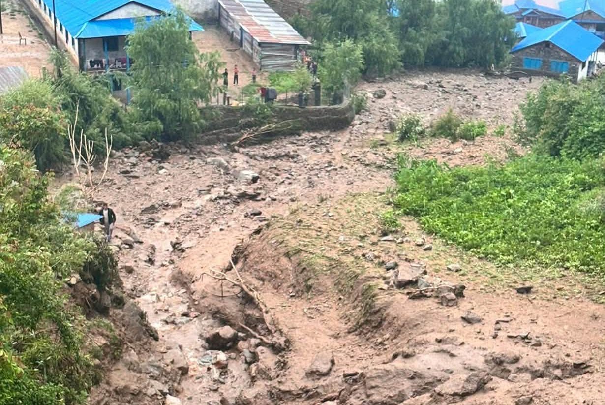 डोल्पामा बाढीले बगाउँदा एक महिलाको मृत्यु, ६ जना घाइते