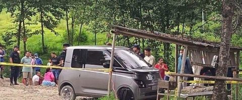 तारकेश्वरमा कारभित्र जलेको अवस्थामा महिलाको शव फेला