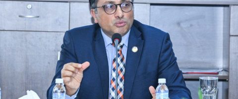 भोटेकोशी पुनर्निर्माणदेखि अमेरिकी निजी लगानी भित्र्याउने एजेन्डासहित अमेरिका पुगे अर्थमन्त्री वाग्ले