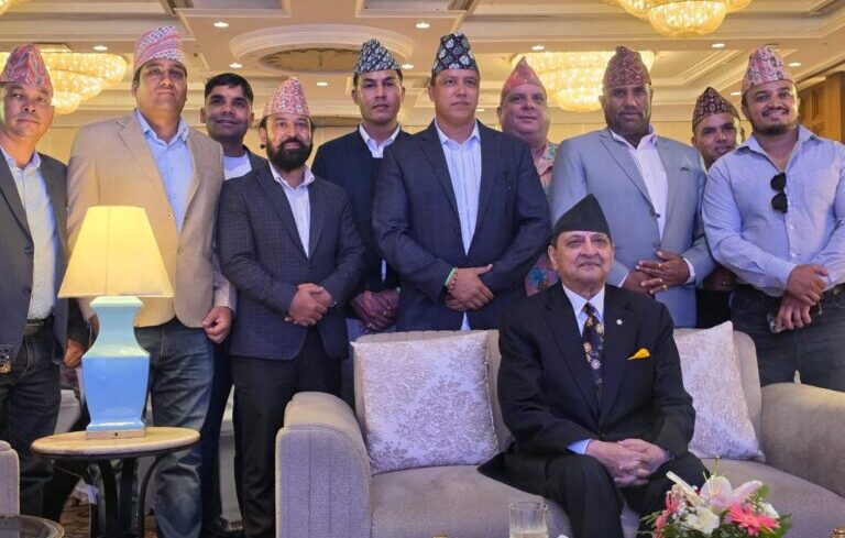 शाही युवा शक्तिद्वारा पूर्वराजा शाहसँग भेटवार्ता