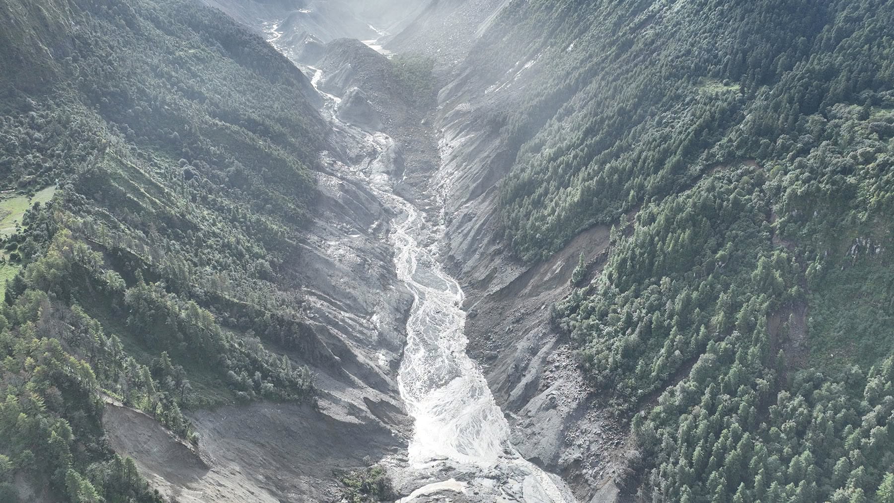 बाढीमा मृत्यु हुनेको संख्या ७५२ पुग्यो