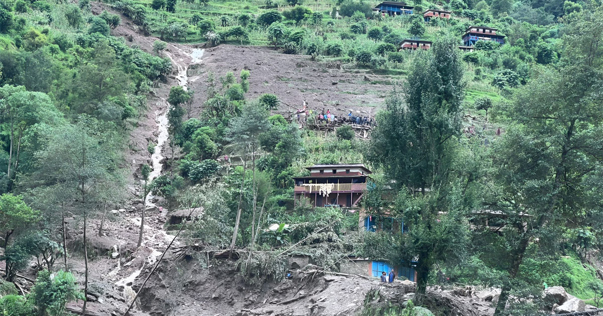 बागलुङमा पहिरोमा पुरिएर आमा र तीन छोराको मृत्यु