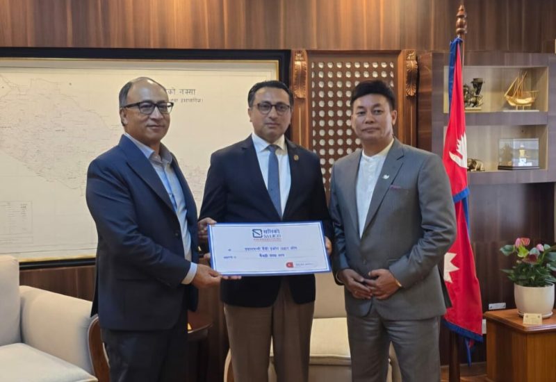 भोटेकोशी बाढीपीडितको राहत तथा उद्धारका लागि सगरमाथा लुम्बिनी इन्स्योरेन्सको ६२ लाख सहयोग