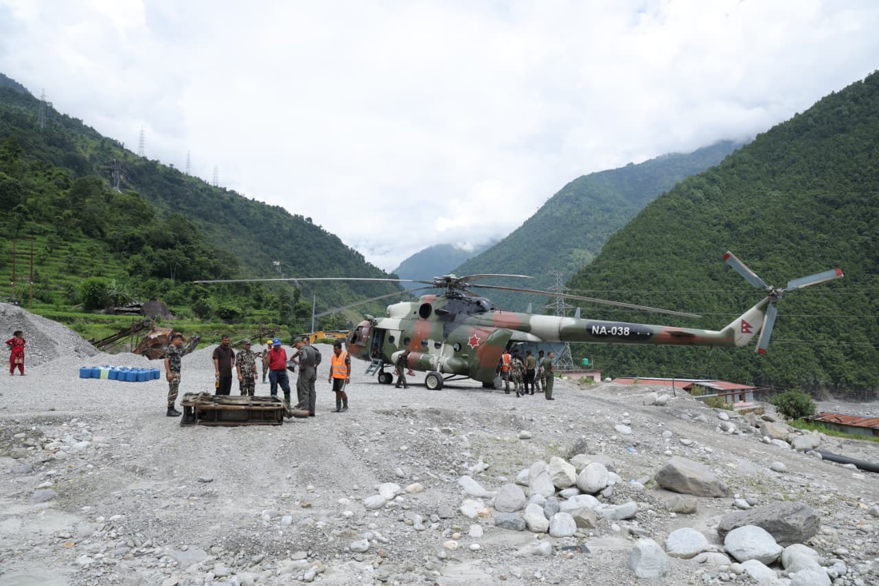 सेनाद्वारा मंगलबार मात्रै हेलिकप्टरबाट २३ जनाको उद्धार