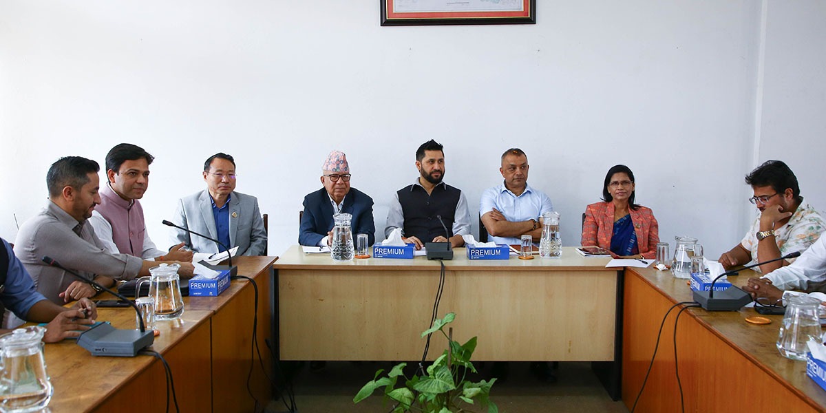 रवि लामिछाने नेतृत्वको उच्चस्तरीय राजनीतिक संयन्त्र कायमै राख्ने सर्वदलीय बैठकको निर्णय