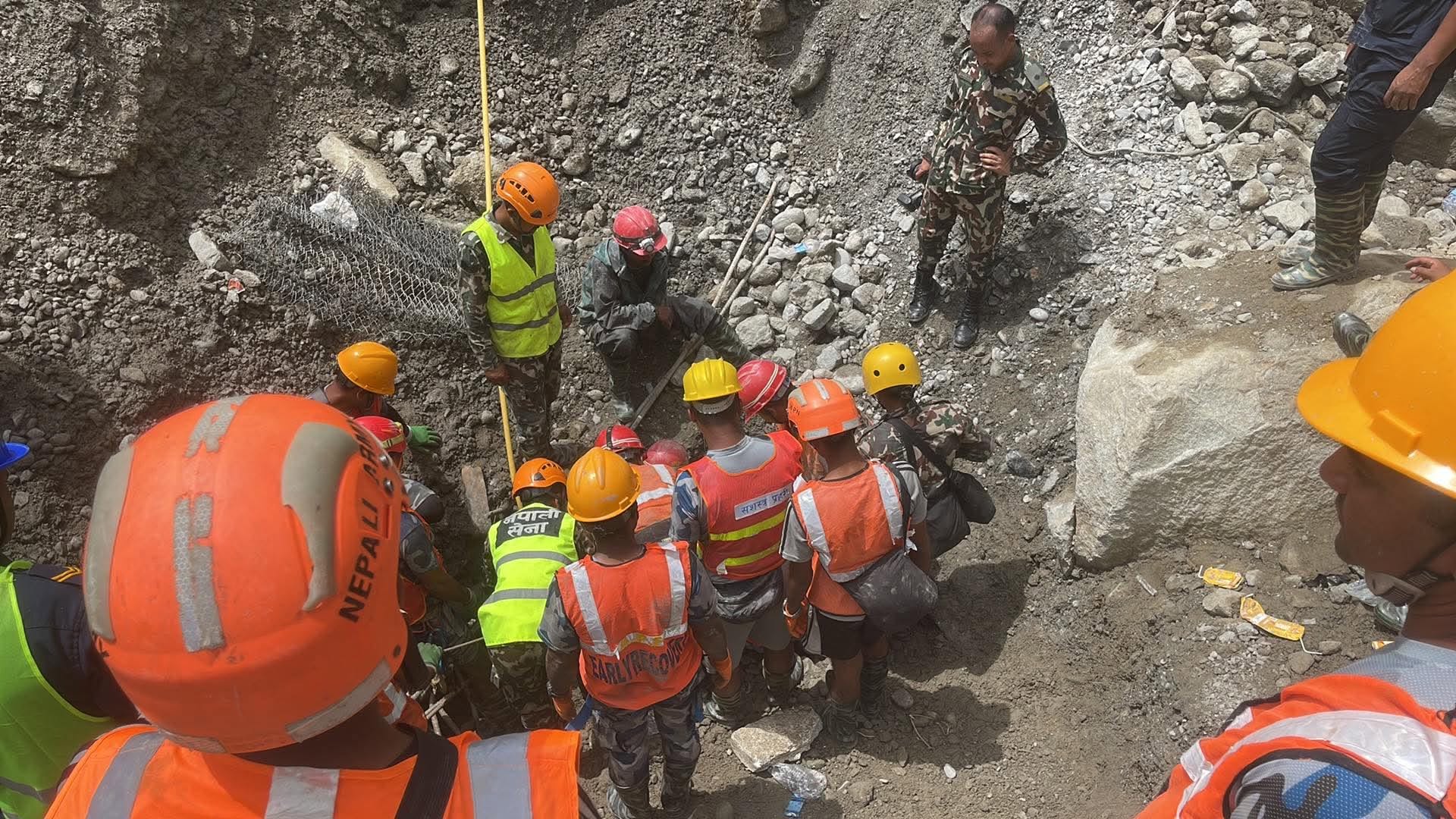 त्रिशूली ३ ‘ए’ को सुरूङबाट अर्का एकजनाको पनि उद्वार